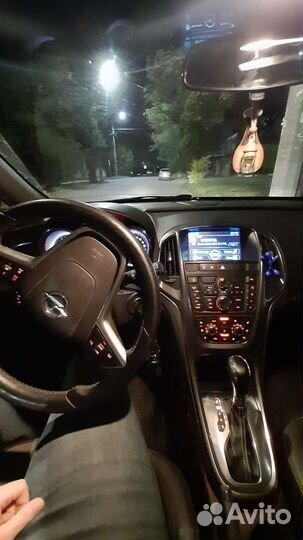 Магнитола Opel Astra j