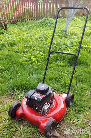Газонокосилка бензиновая