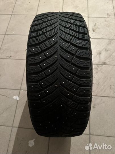 Michelin X-Ice North 4 235/45 R18