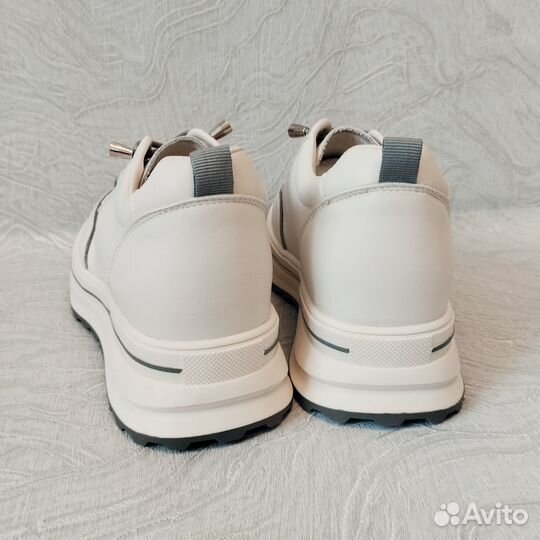 Полуботинки женские демисезонные белые