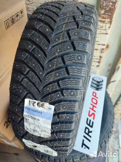 Michelin X-Ice North 4 205/55 R16 94T