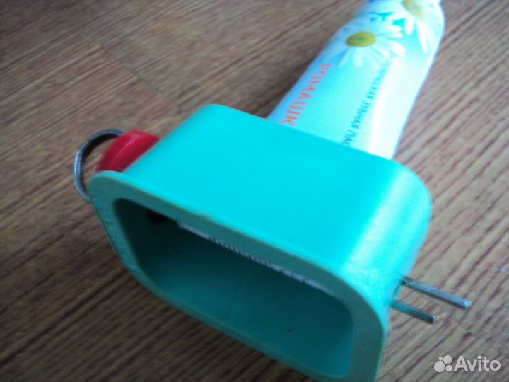 Зажим для зубной пасты СССР