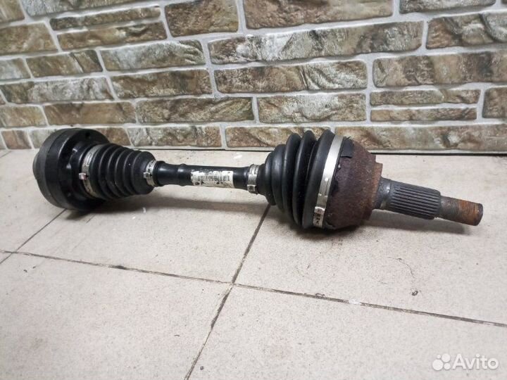 Привод передний правый Audi Q7 4L 2012