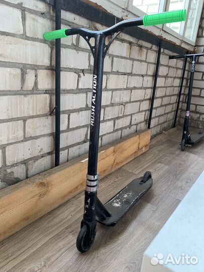 Трюковой самокат