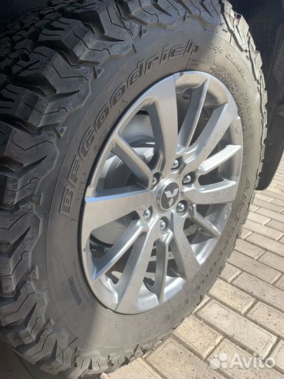 Комплект колес R18