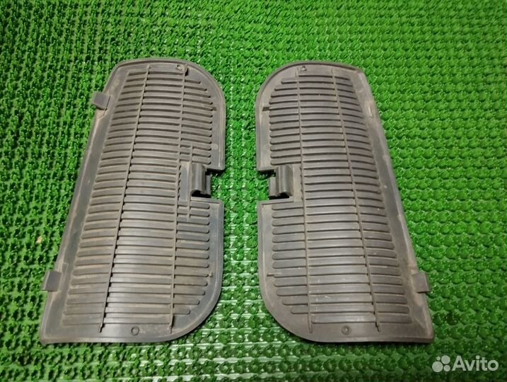 Крышки фонарей задние Opel Astra F