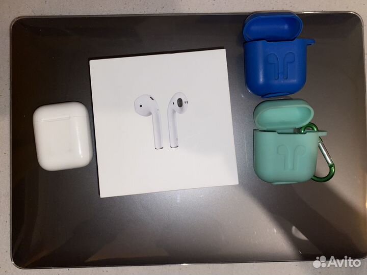 Беспроводные наушники apple airpods 2 оригинал б/у