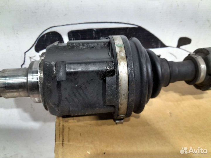 Шрус передний левый Toyota Camry 3.5L