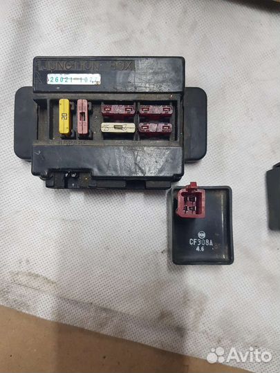 Запчасти для Кавасаки zzr 400-2