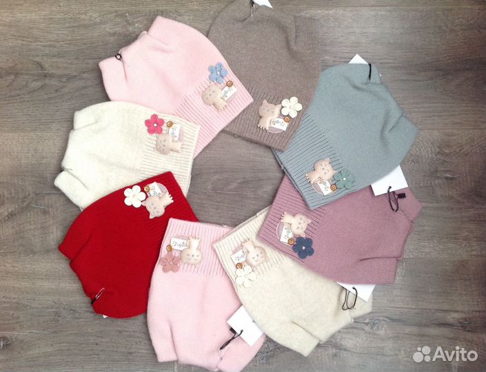 Новая деми шапочка размер 50/52