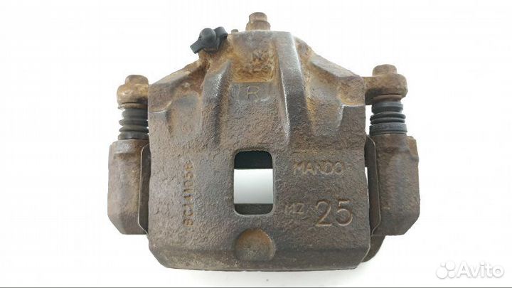 Суппорт передний правый Hyundai Sonata EF G6BA