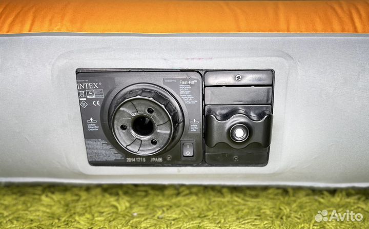 Надувной матрас intex