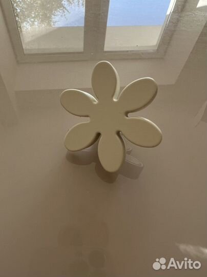 Мебельные ручки в детскую новые