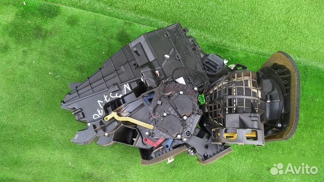 Радиатор печки Volvo V70 B5254T6