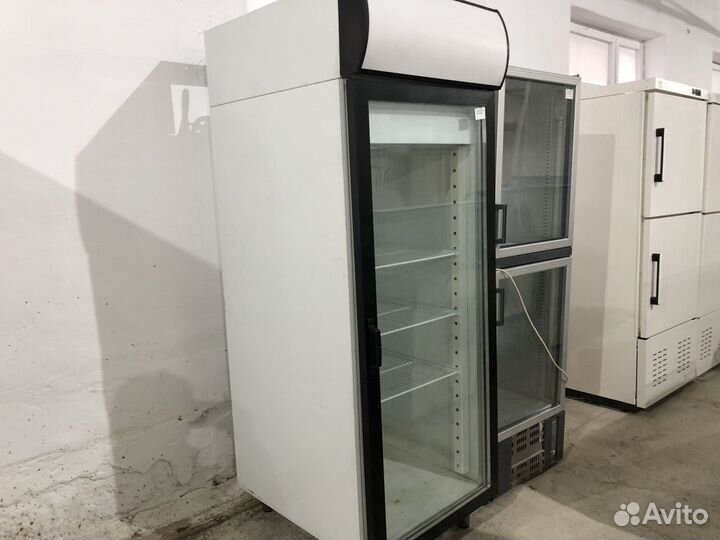 Холодильный шкаф