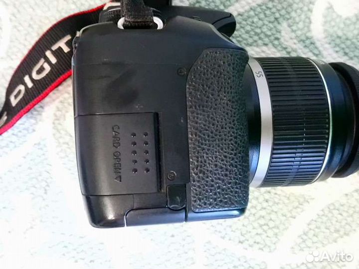 Зеркальный фотоаппарат Canon 500d