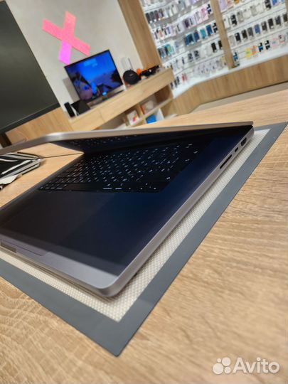 Apple MacBook Pro 16 M1Pro 512 Идеал