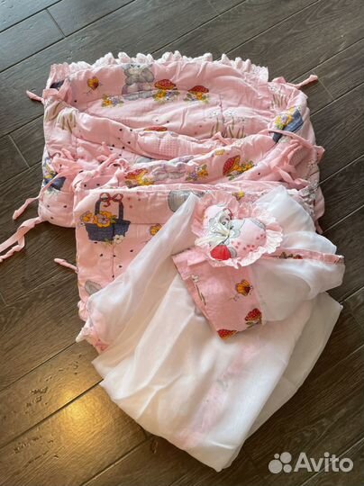 Бортики на кроватку 2шт, балдахин