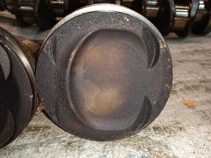 Поршень с шатуном skoda 1.4 tsi caxa 122л/с