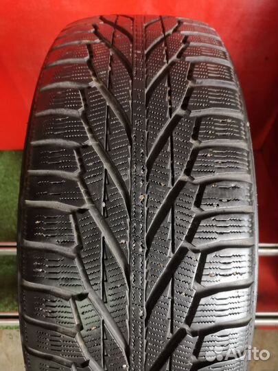 Nokian Tyres Hakkapeliitta R2 SUV 235/55 R19