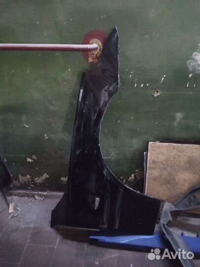 Крыло переднее правое бмв е60