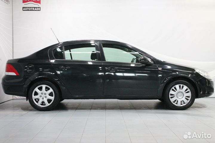 Opel Astra 1.6 МТ, 2011, 201 452 км