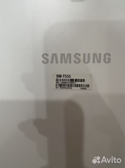 Планшет Samsung SM-T555