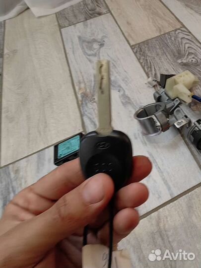 Замок зажигания на Hyundai Solaris 2