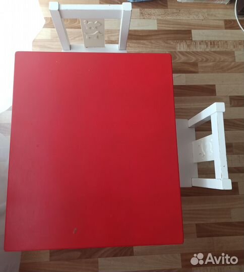 Детский стол и стулья (Икеа)