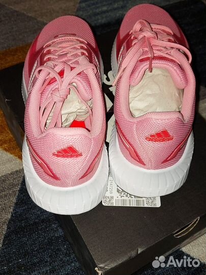 Кроссовки женские adidas