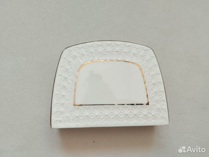 Салфетница керамическая квадратная 11 см