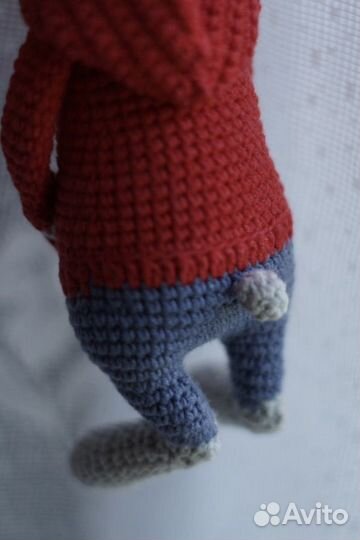 Вязаная игрушка Зайчик