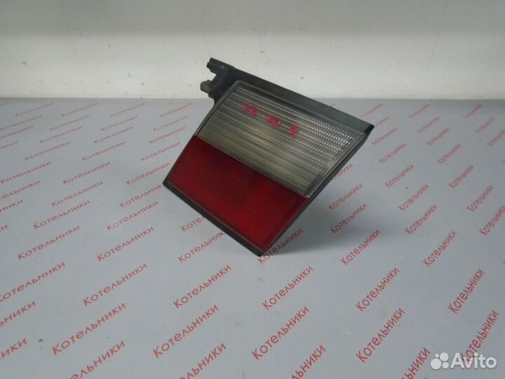 Nissan 26550-2F727 Фонарь задний правый