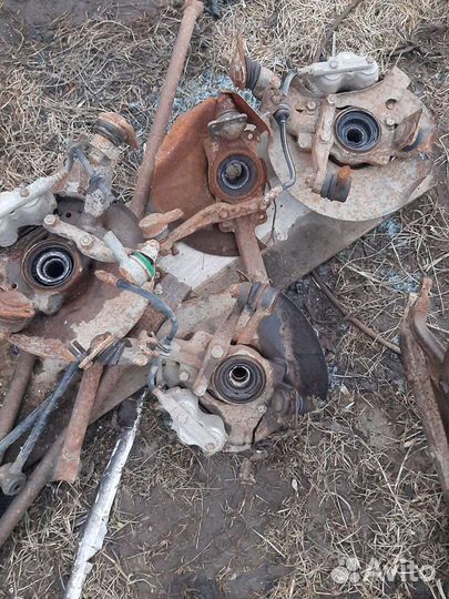 Поворотный кулак шевроле-нива