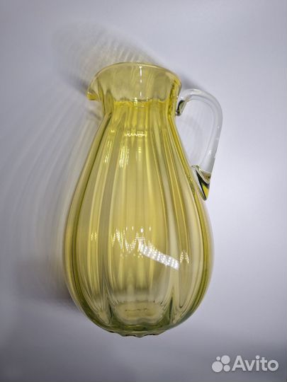Винтажный кувшин гутное рефленое стекло
