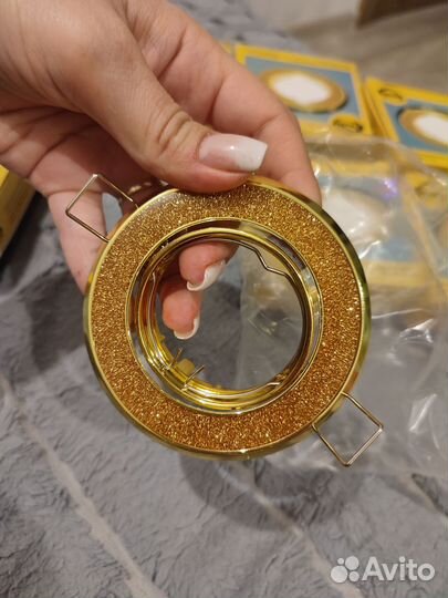 Светильник встраиваемый