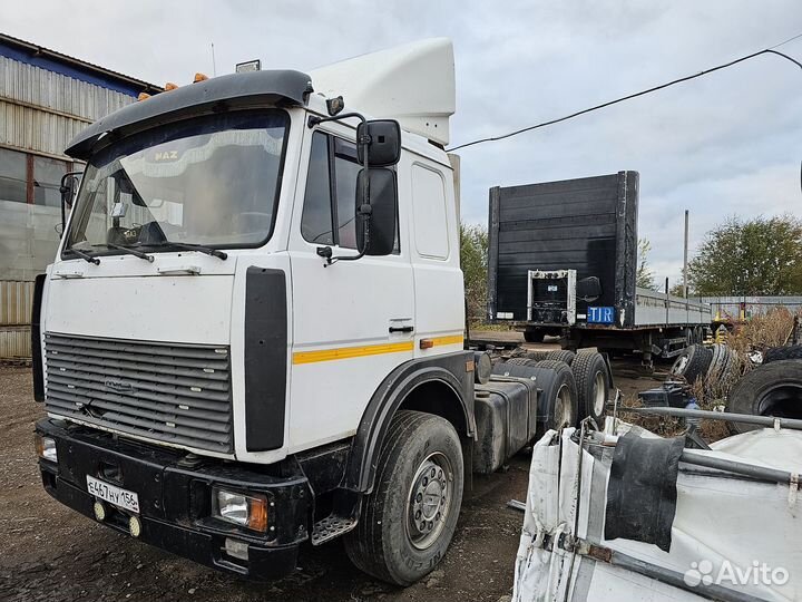 МАЗ 642208 с полуприцепом, 2006
