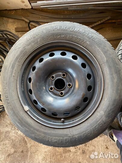 Продам колеса от skoda octavia тур