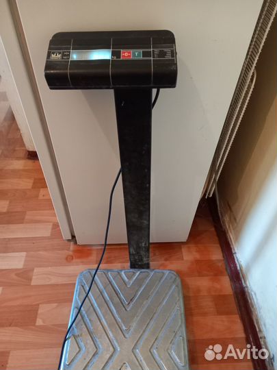 Весы напольные электронные 150 кг