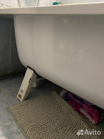 Ванна акриловая