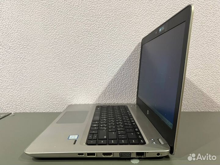 Ноутбук для офиса HP/Озу 8/Core i3-7th/ssd 240