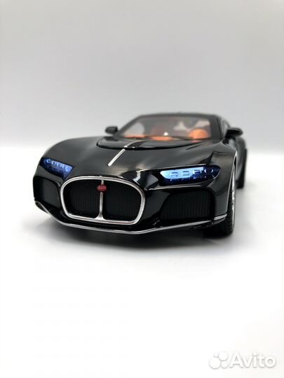 Модель автомобиля Bugatti Atlantic 1:24 металл