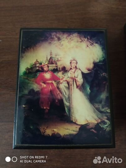 Шкатулки для украшений