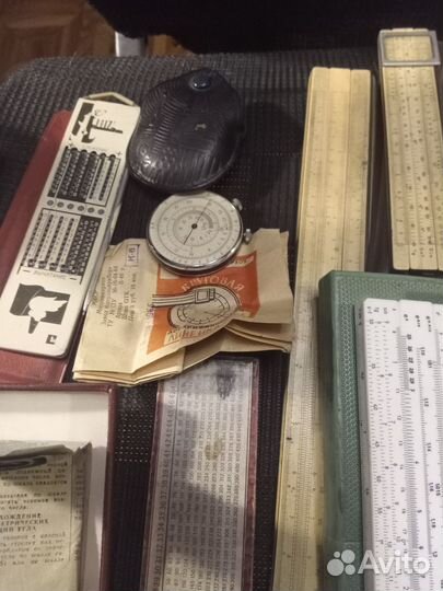 Логарифмические линейки разные