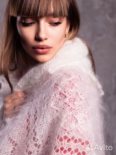 Платок пуховый, из пуха белый, шаль, ручная работа