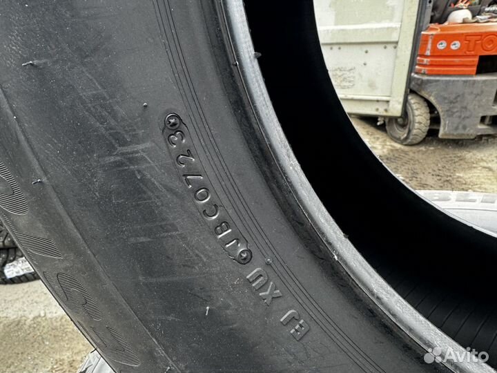 Bridgestone Blizzak Spike-02 SUV 285/60 R18 120T