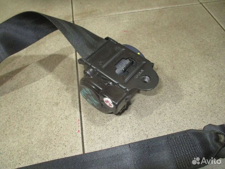 Ремень безопасности VW Polo Sedan