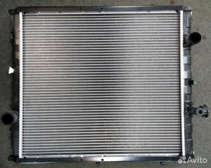 Радиатор сод Hyundai HD65/72/78/county E-3