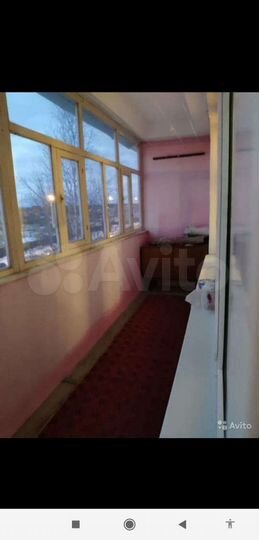 2-к. квартира, 52 м², 3/9 эт.