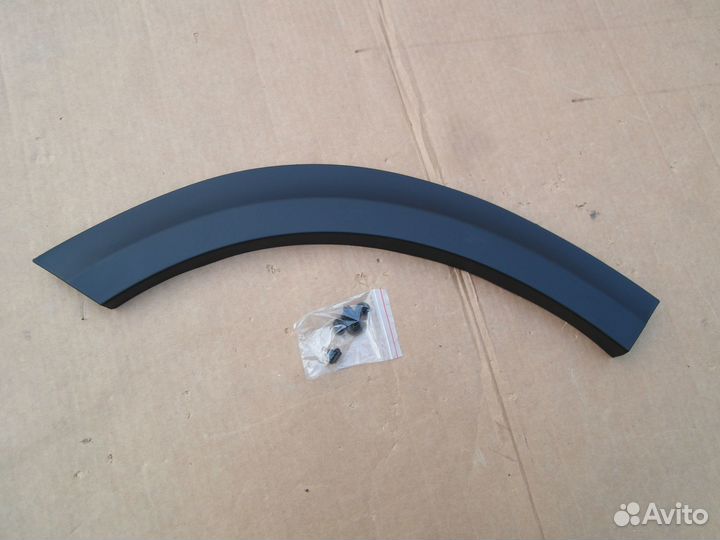 Молдинг зад двери по арке правый Infiniti QX50 J55